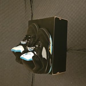 Jordan 5 Retro Aqua size 5.5Y